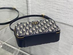 Dior – 3