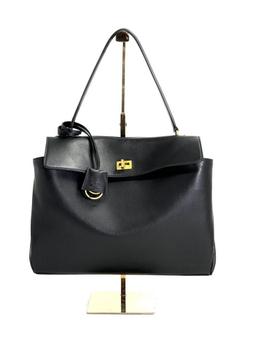 BALENCIAGA – 5
