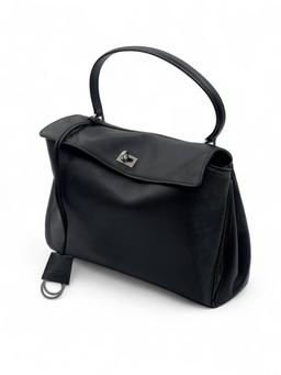 BALENCIAGA – 2